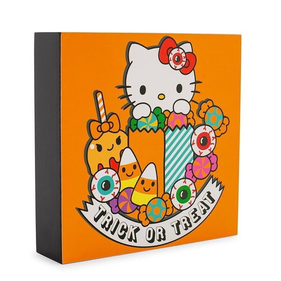 Sanrio Hello Kitty "Trick Or Treat" Wooden Box Sign | 6 x 6 Inches - Picture 1 of 2